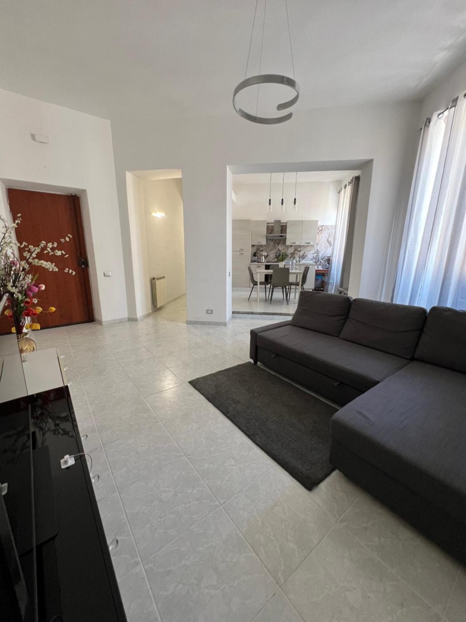 Port House Apartment Civitavecchia Exterior photo